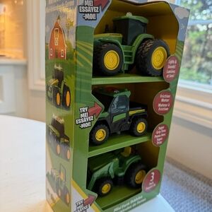 NEW John Deere Toy Set